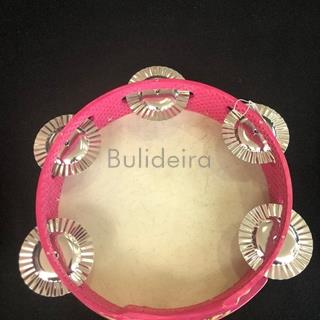 Pandeireta de pino pintada 5 pares de ferreñas en cor rosa - Imaxe 2